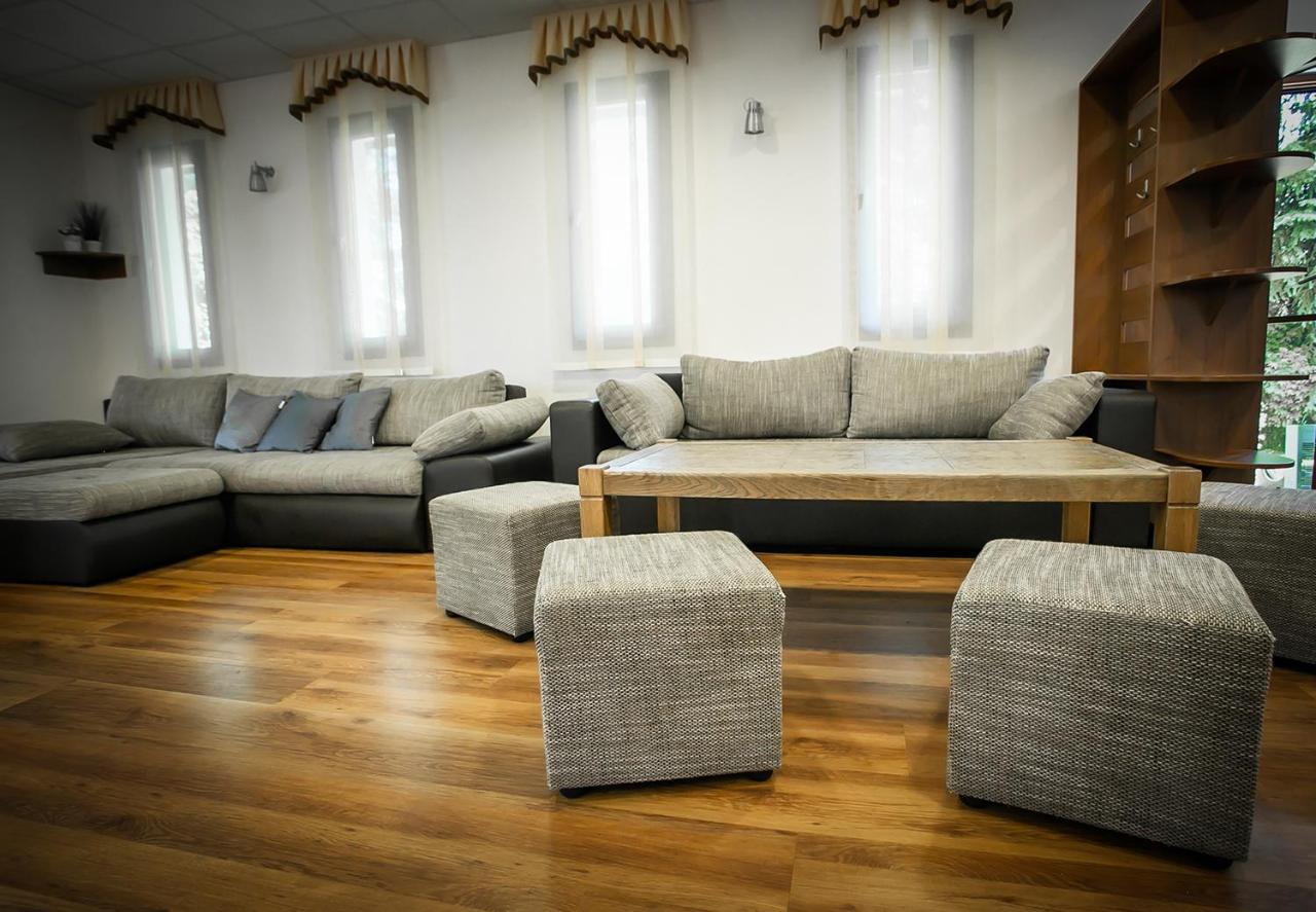 Forras Vendeghaz Villa Dunaegyhaza Buitenkant foto